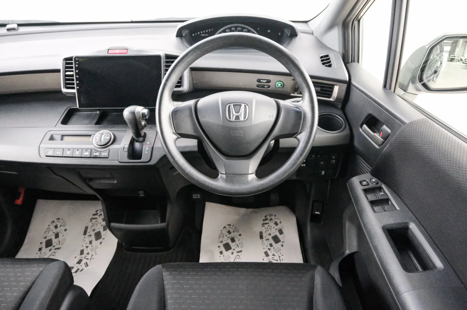 Honda Freed 14 из 23
