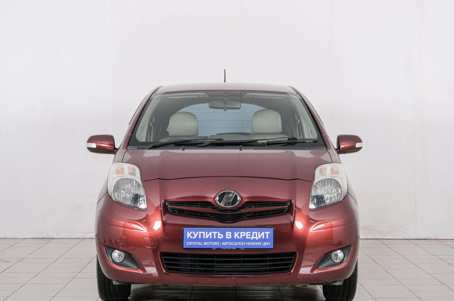 Toyota Vitz 2 из 6