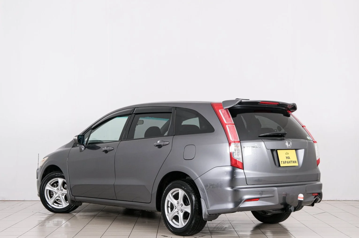 Honda Stream 4 из 6