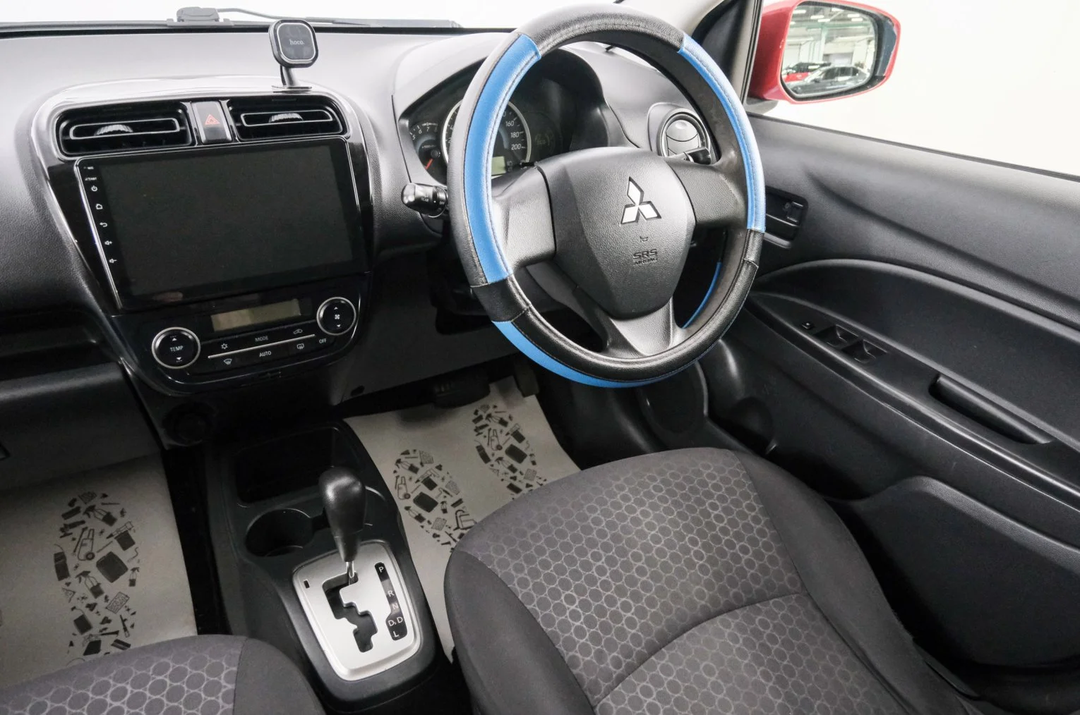 Mitsubishi Mirage 9 из 21