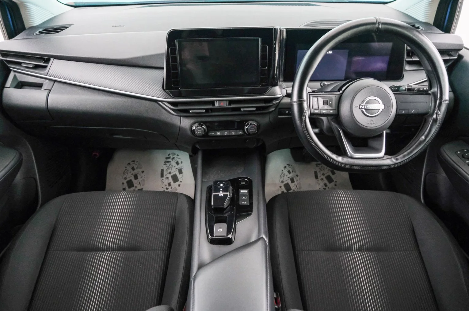 Nissan Note 10 из 21