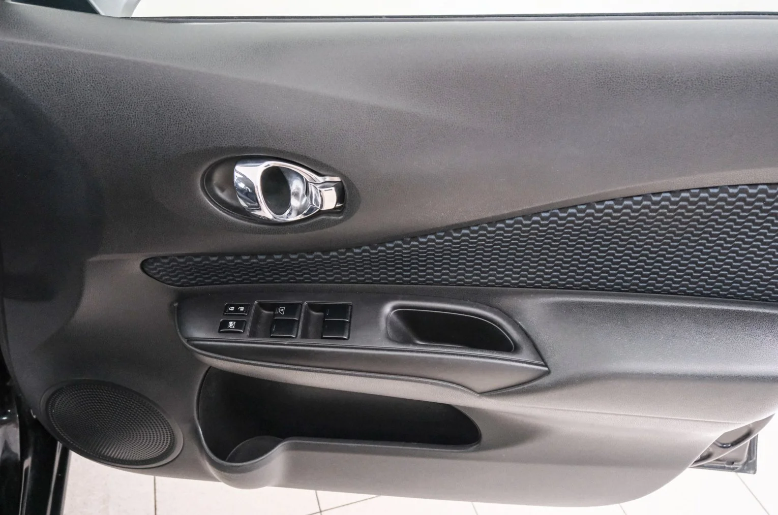 Nissan Note 19 из 22