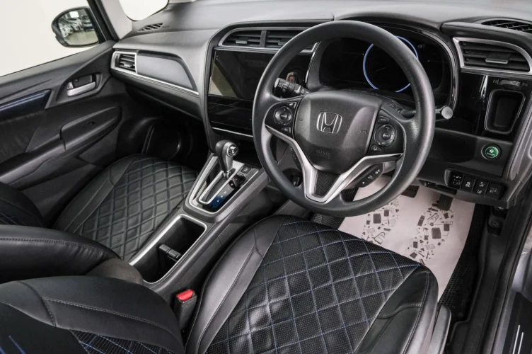 Honda Shuttle 8 из 21