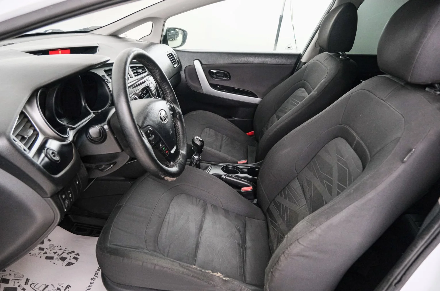KIA cee'd 7 из 20