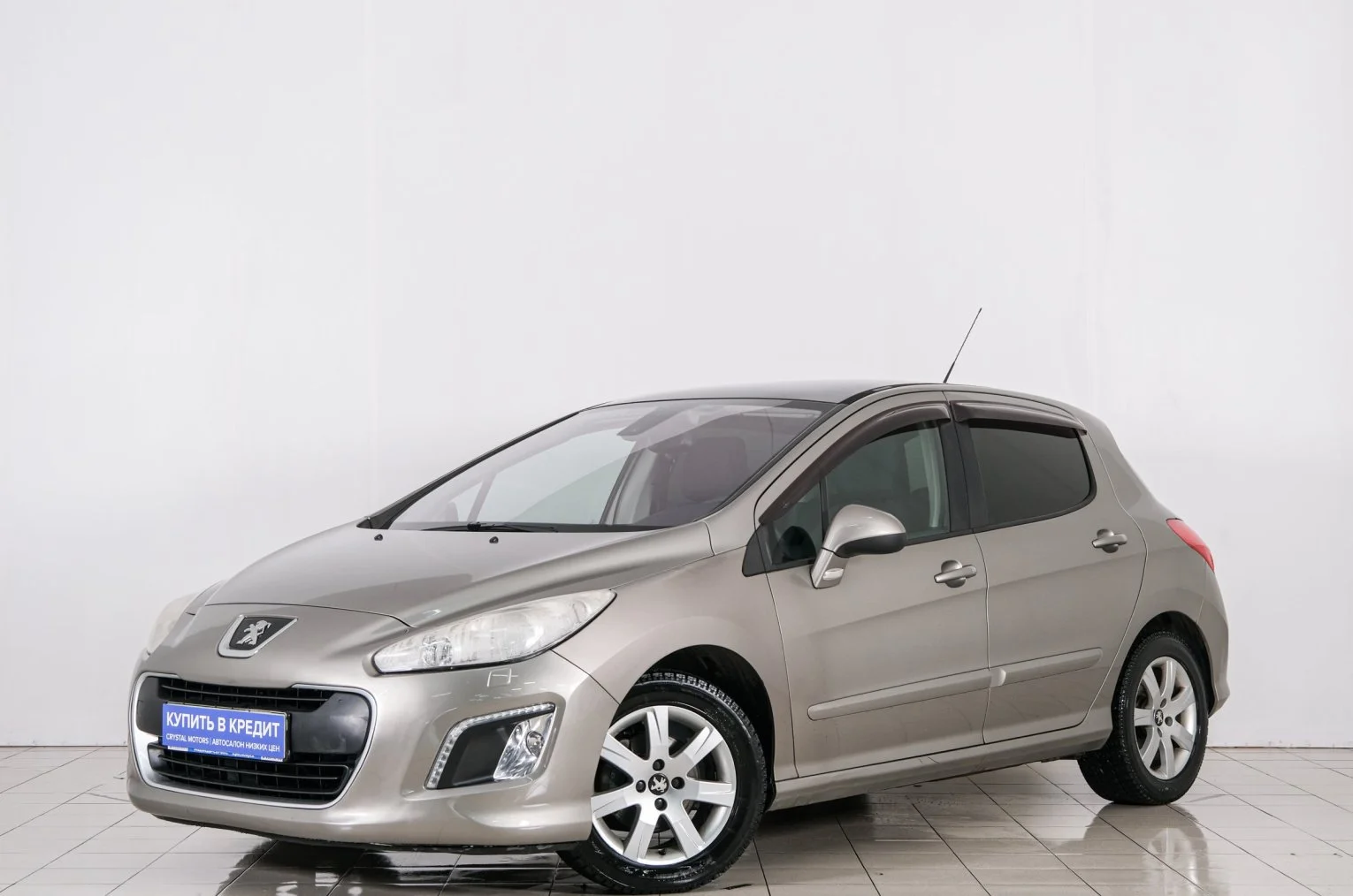 Peugeot 308 3 из 6