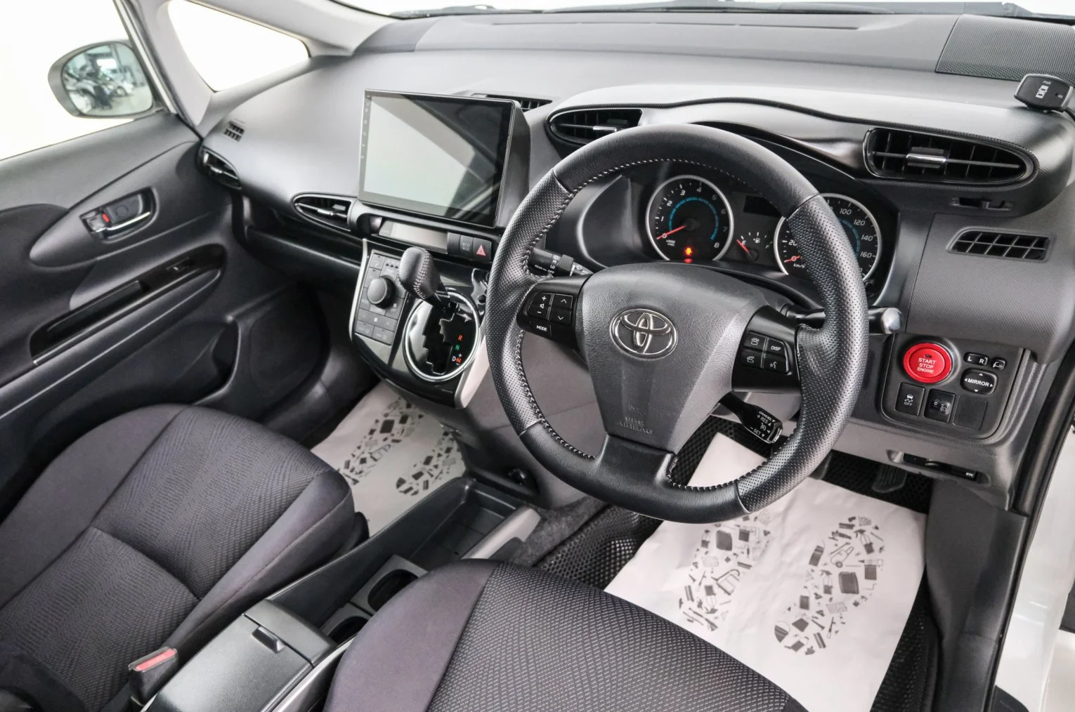 Toyota Wish 8 из 22