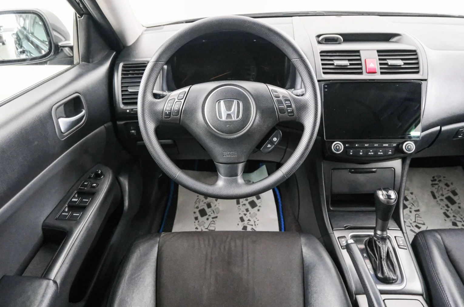 Honda Accord 14 из 21