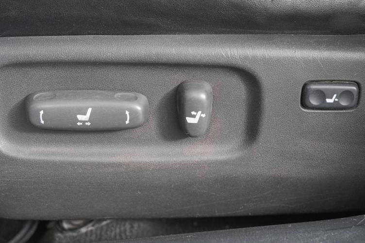 Toyota Camry 23 из 25