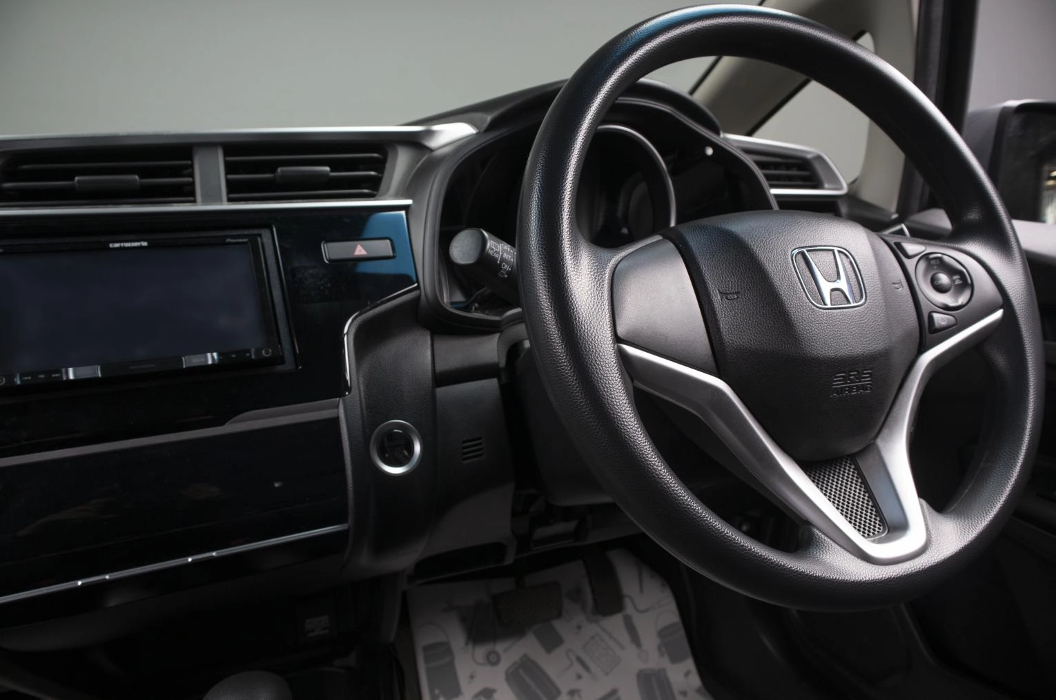 Honda Fit 8 из 18