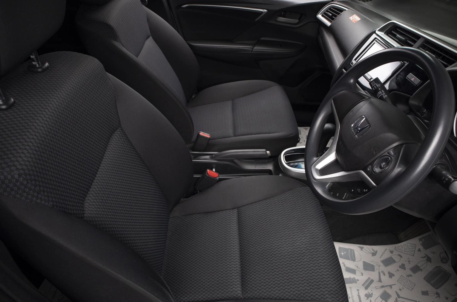 Honda Fit 14 из 18