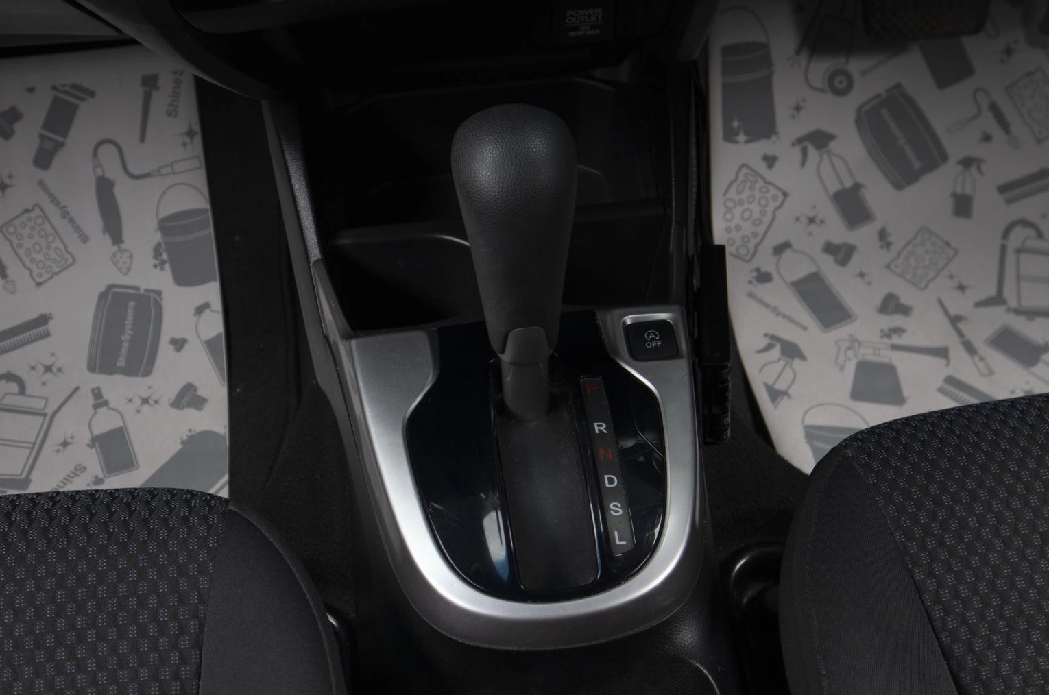 Honda Fit 12 из 18