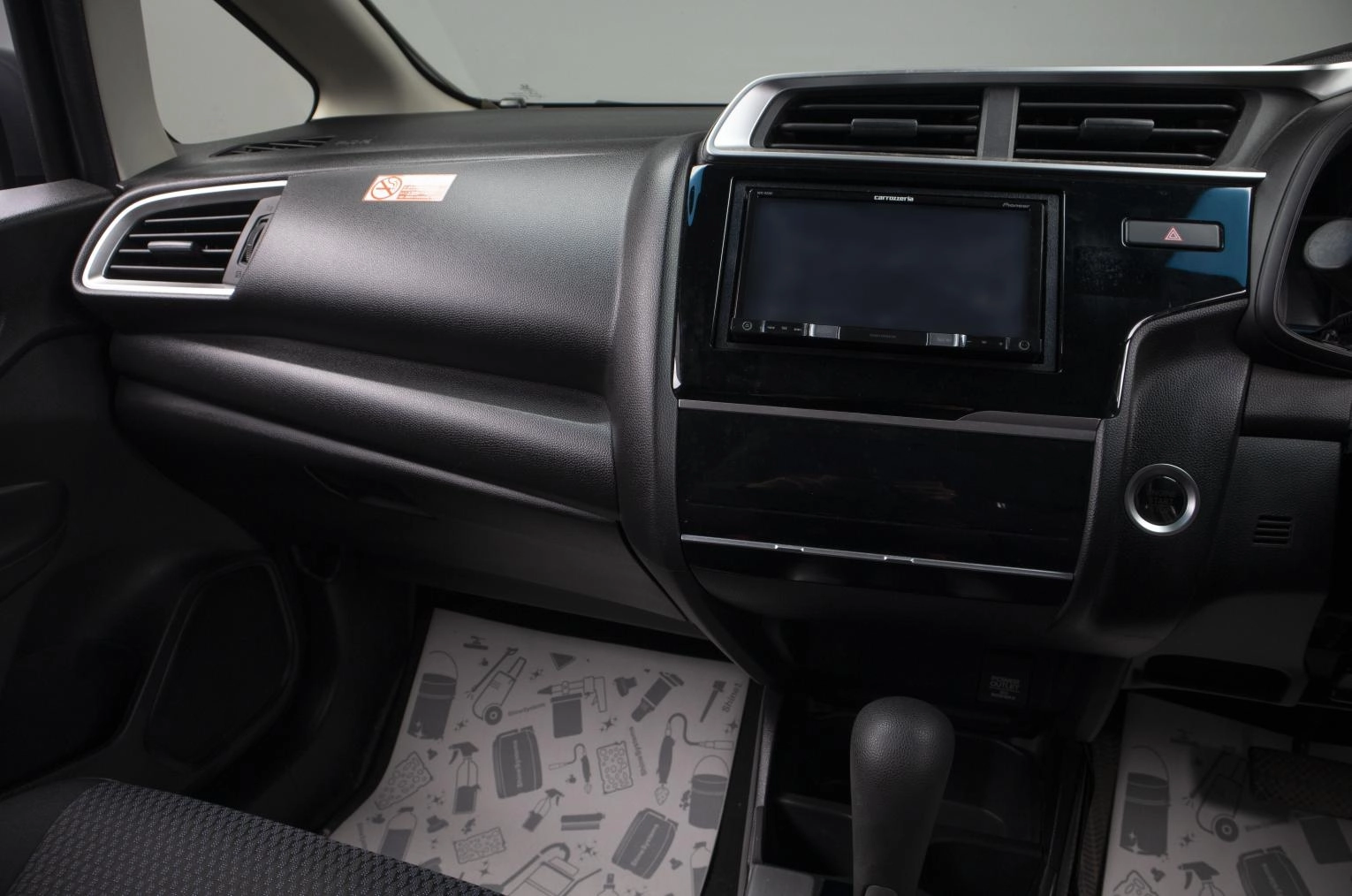 Honda Fit 10 из 18