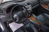 Toyota Camry 7 из 19