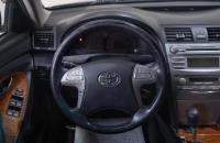 Toyota Camry 11 из 19