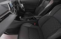 Toyota C-HR 11 из 22