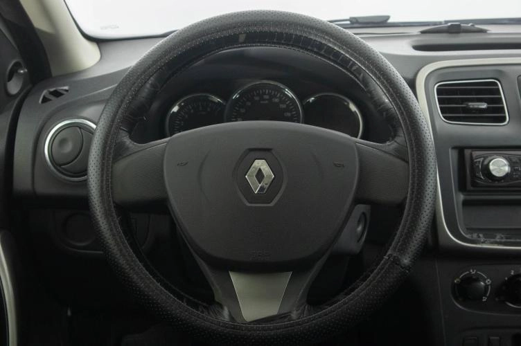 Renault Logan 15 из 19