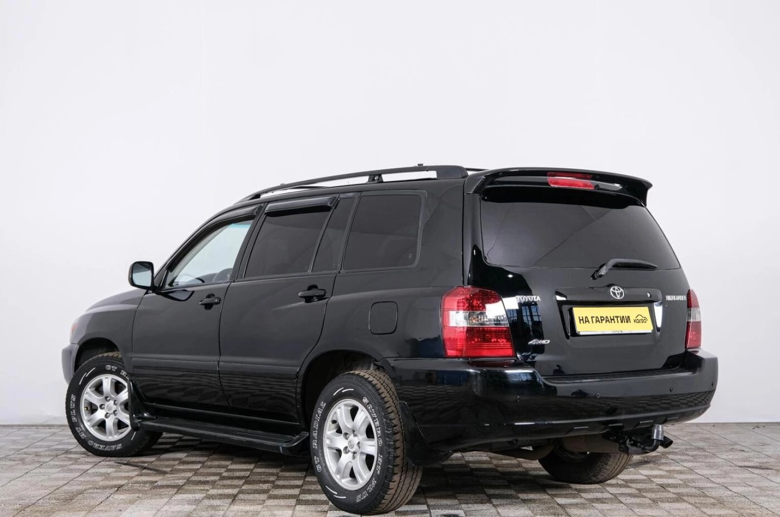 Toyota Highlander 4 из 23