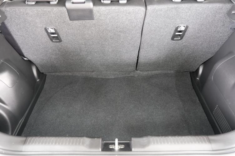 Suzuki Swift 24 из 24