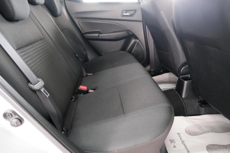 Suzuki Swift 22 из 24