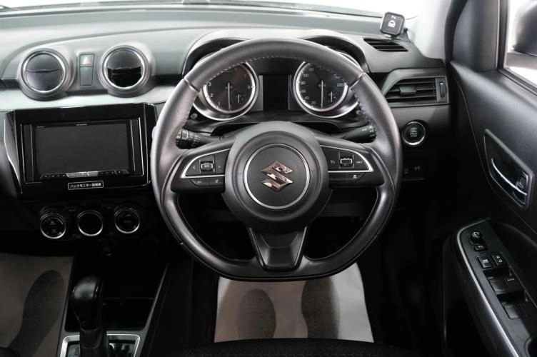 Suzuki Swift 12 из 24