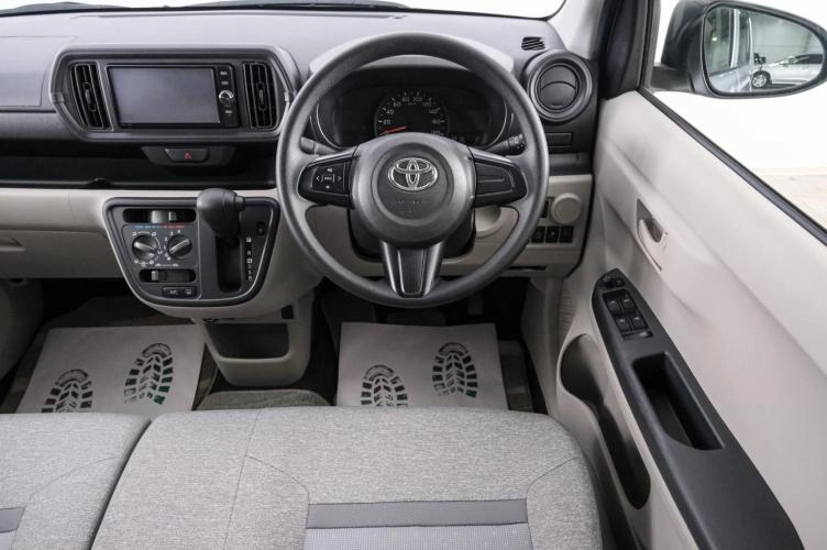 Toyota Passo 14 из 21