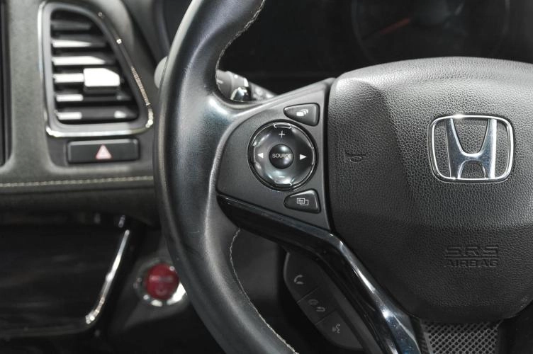 Honda Vezel 12 из 23