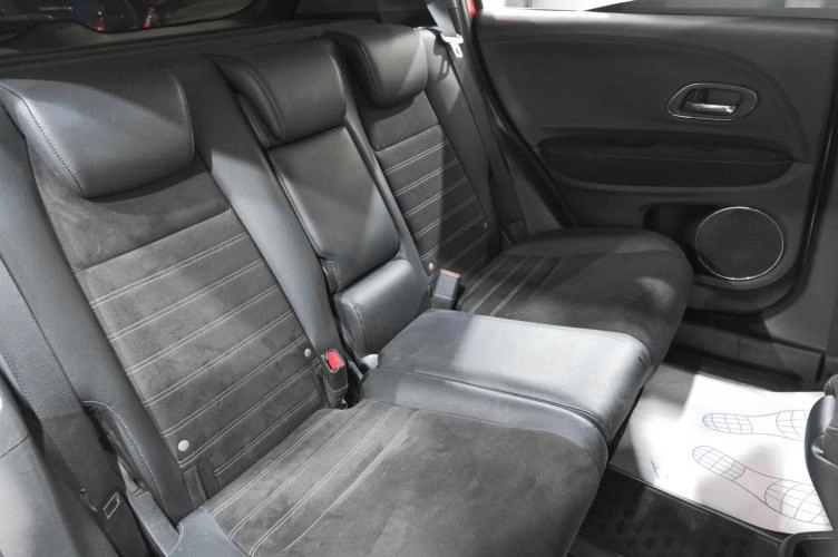 Honda Vezel 21 из 23