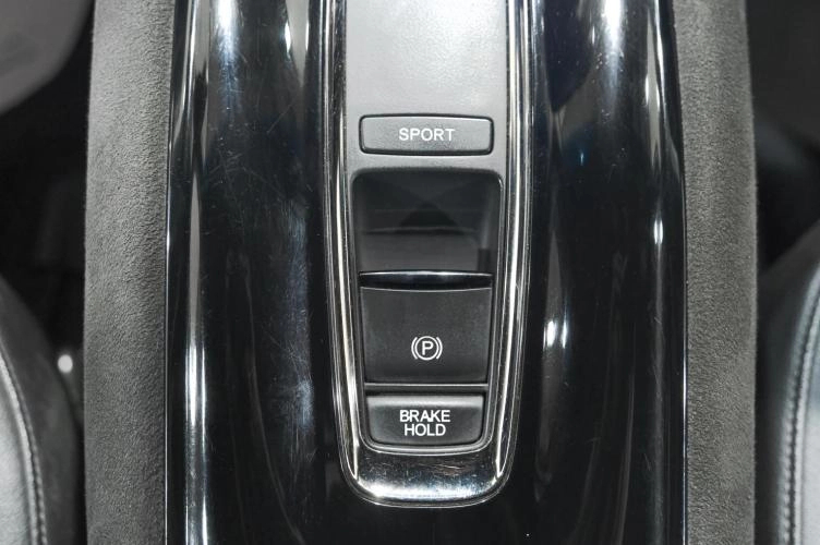 Honda Vezel 17 из 23