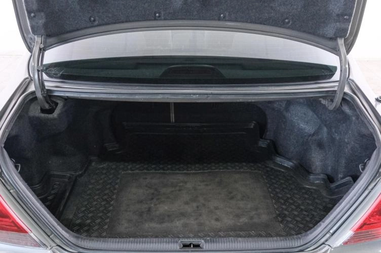 Toyota Camry 23 из 23