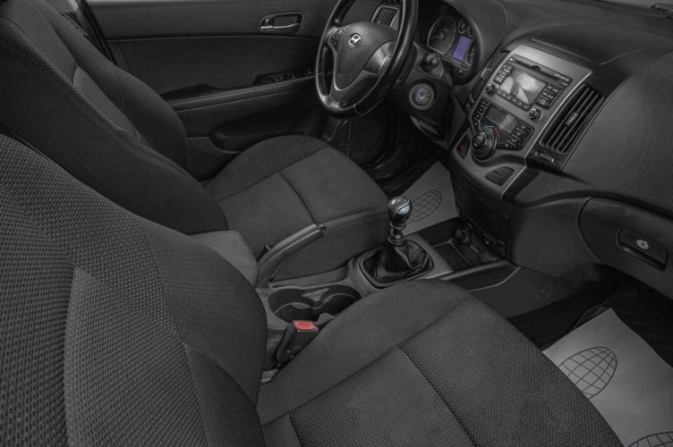 Hyundai i30 15 из 17