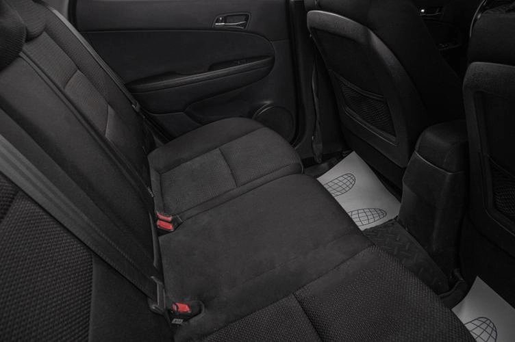 Hyundai i30 16 из 17