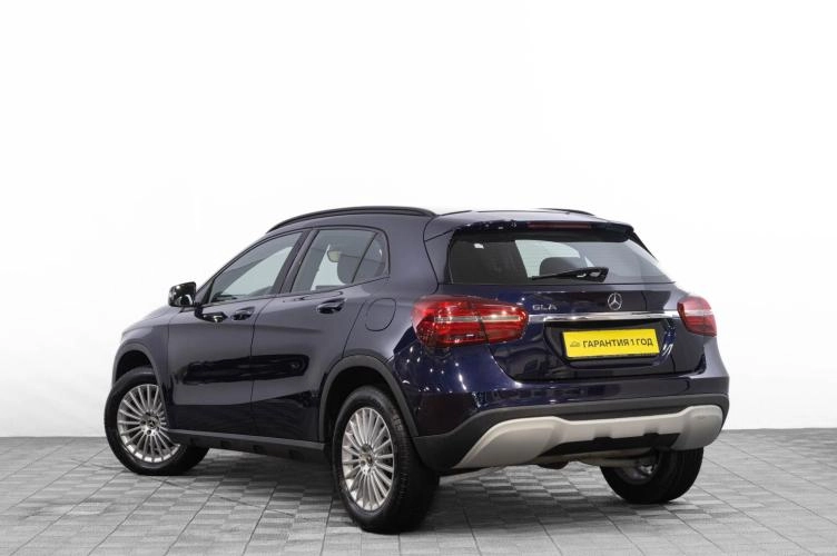 Mercedes-Benz GLA-класс 6 из 6