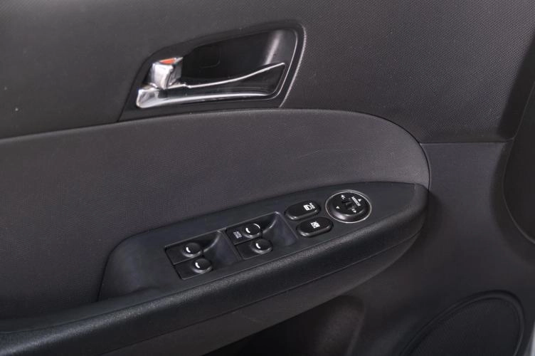 Hyundai i30 10 из 18