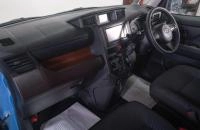 Toyota Roomy 16 из 17