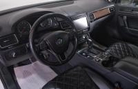 Volkswagen Touareg 7 из 25