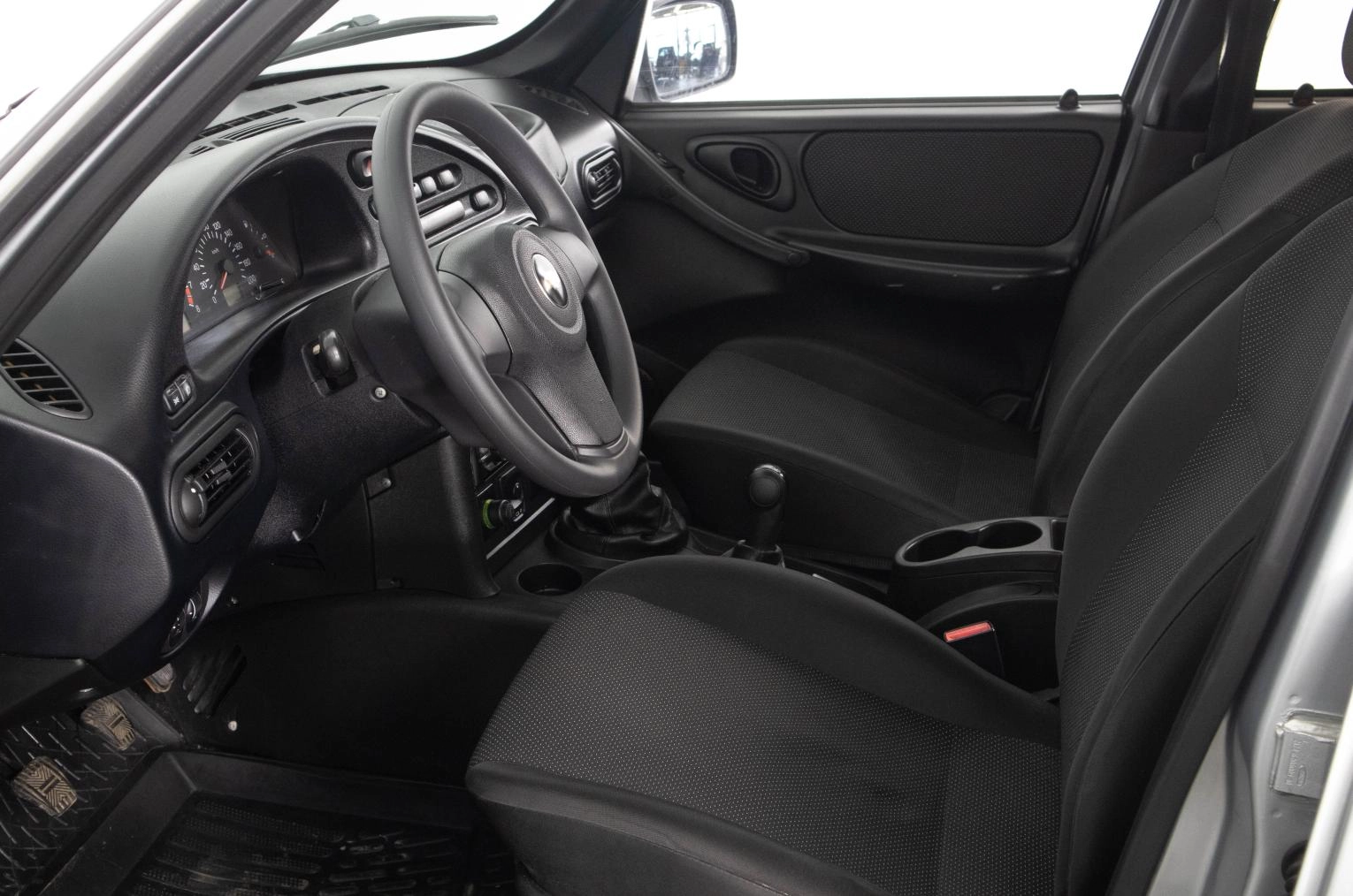 Chevrolet Niva 7 из 22