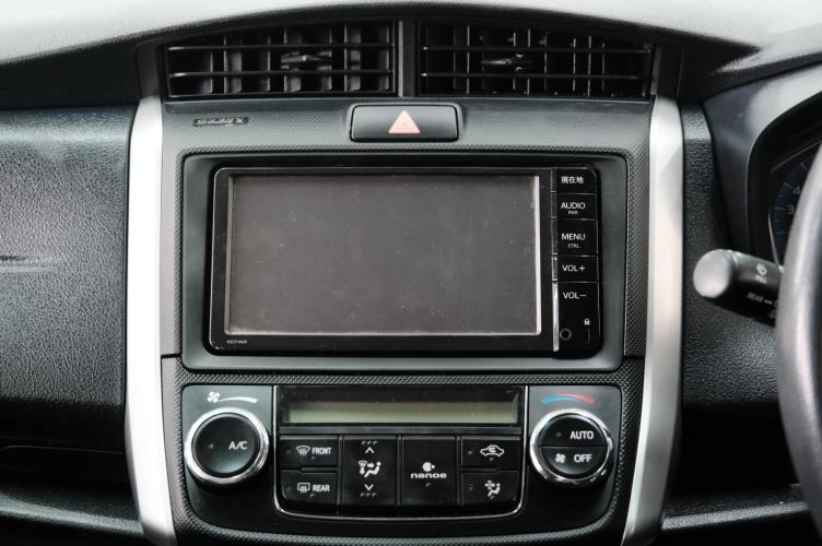 Toyota Corolla Fielder 13 из 20