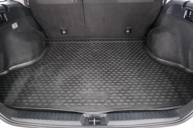 Toyota Corolla Fielder 20 из 20