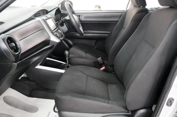 Toyota Corolla Fielder 17 из 20