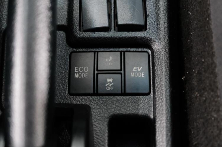 Toyota Corolla Fielder 14 из 20