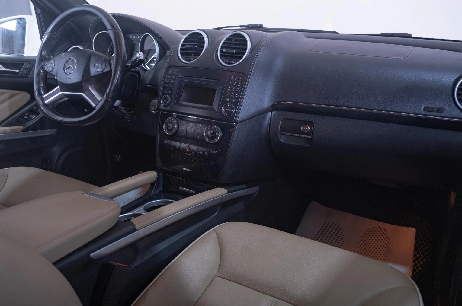 Mercedes-Benz M-класс 17 из 19