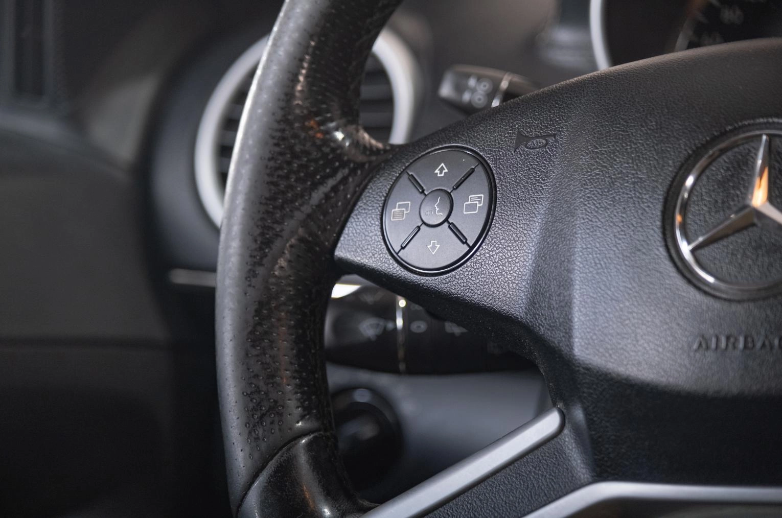 Mercedes-Benz M-класс 13 из 19