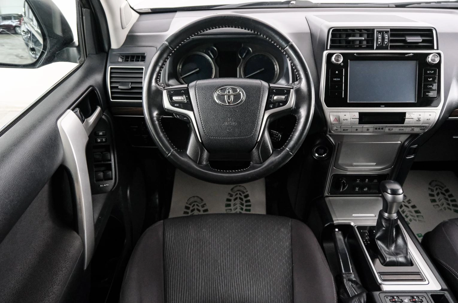 Toyota Land Cruiser Prado 14 из 29