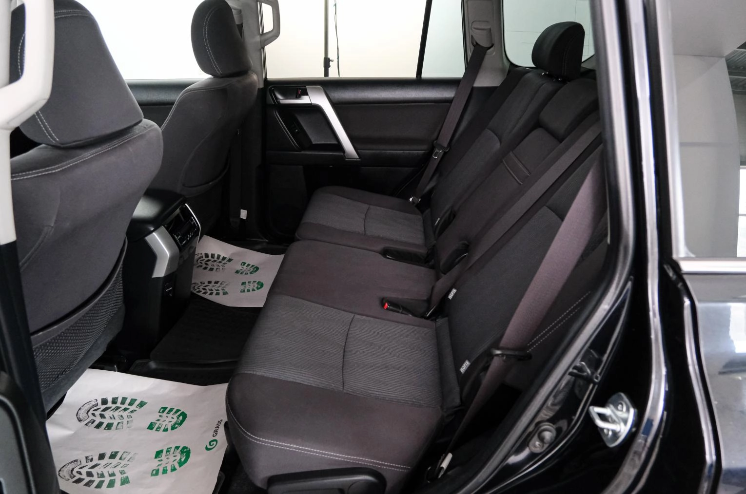 Toyota Land Cruiser Prado 27 из 29