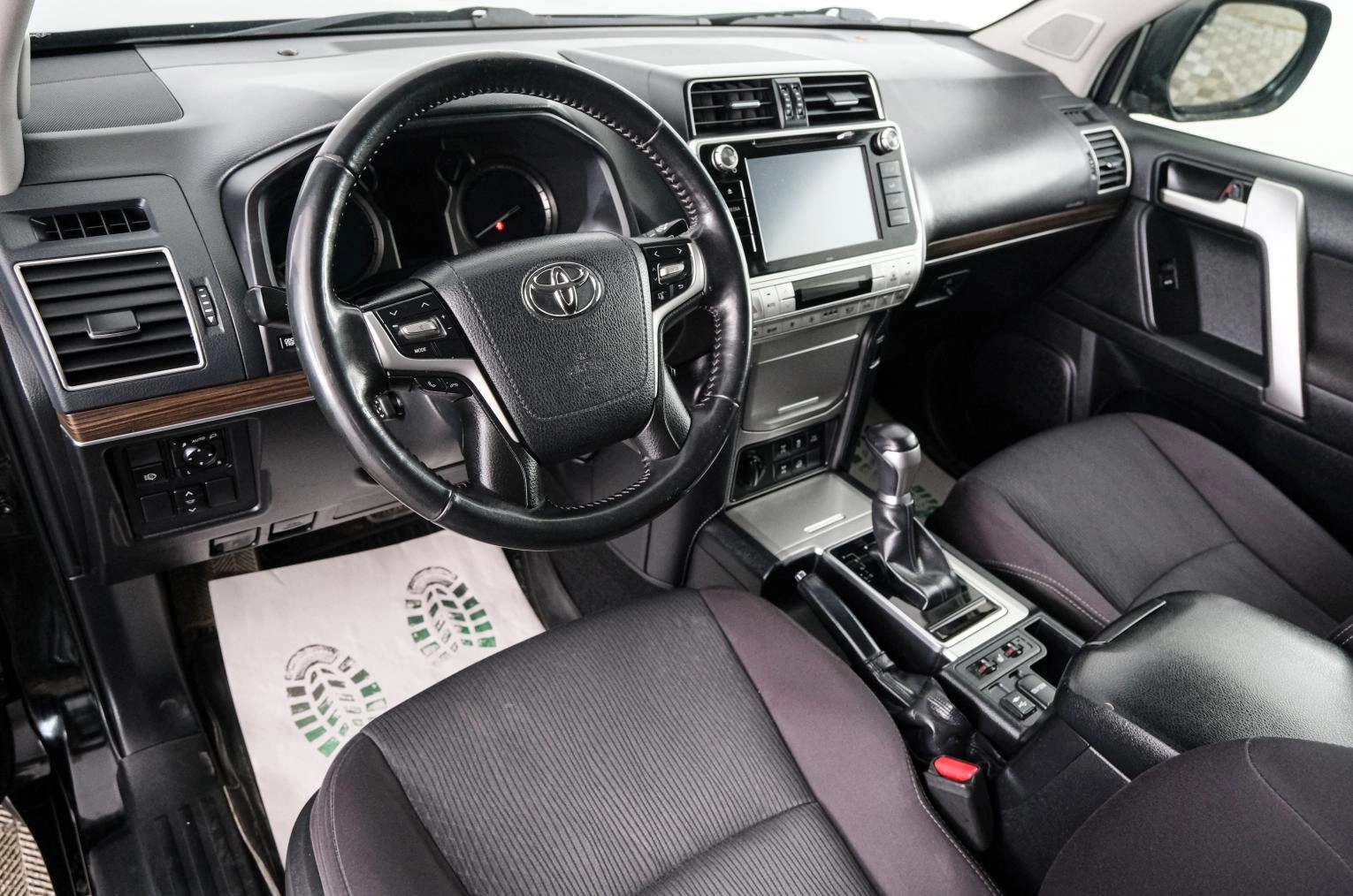 Toyota Land Cruiser Prado 8 из 29