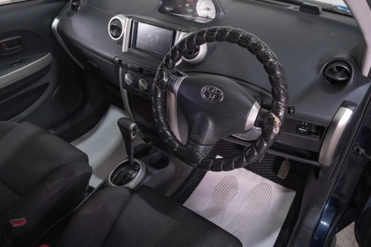 Toyota Ist 7 из 17