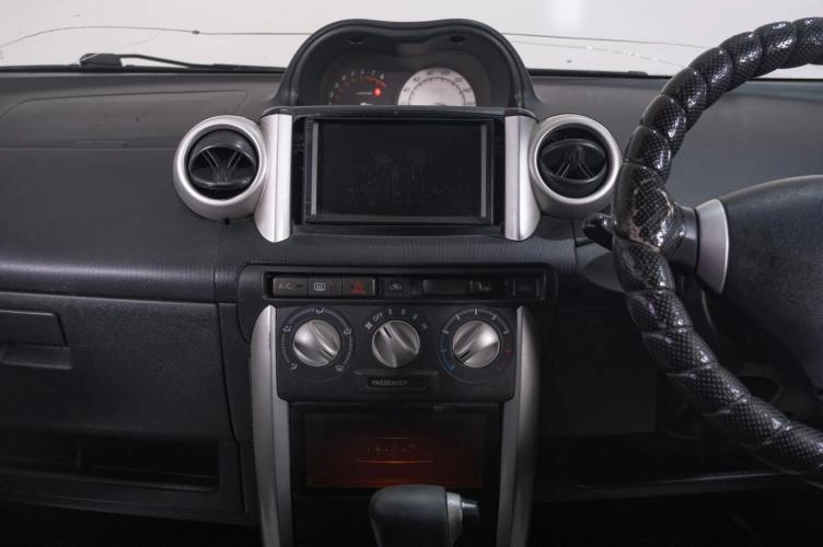 Toyota Ist 13 из 17