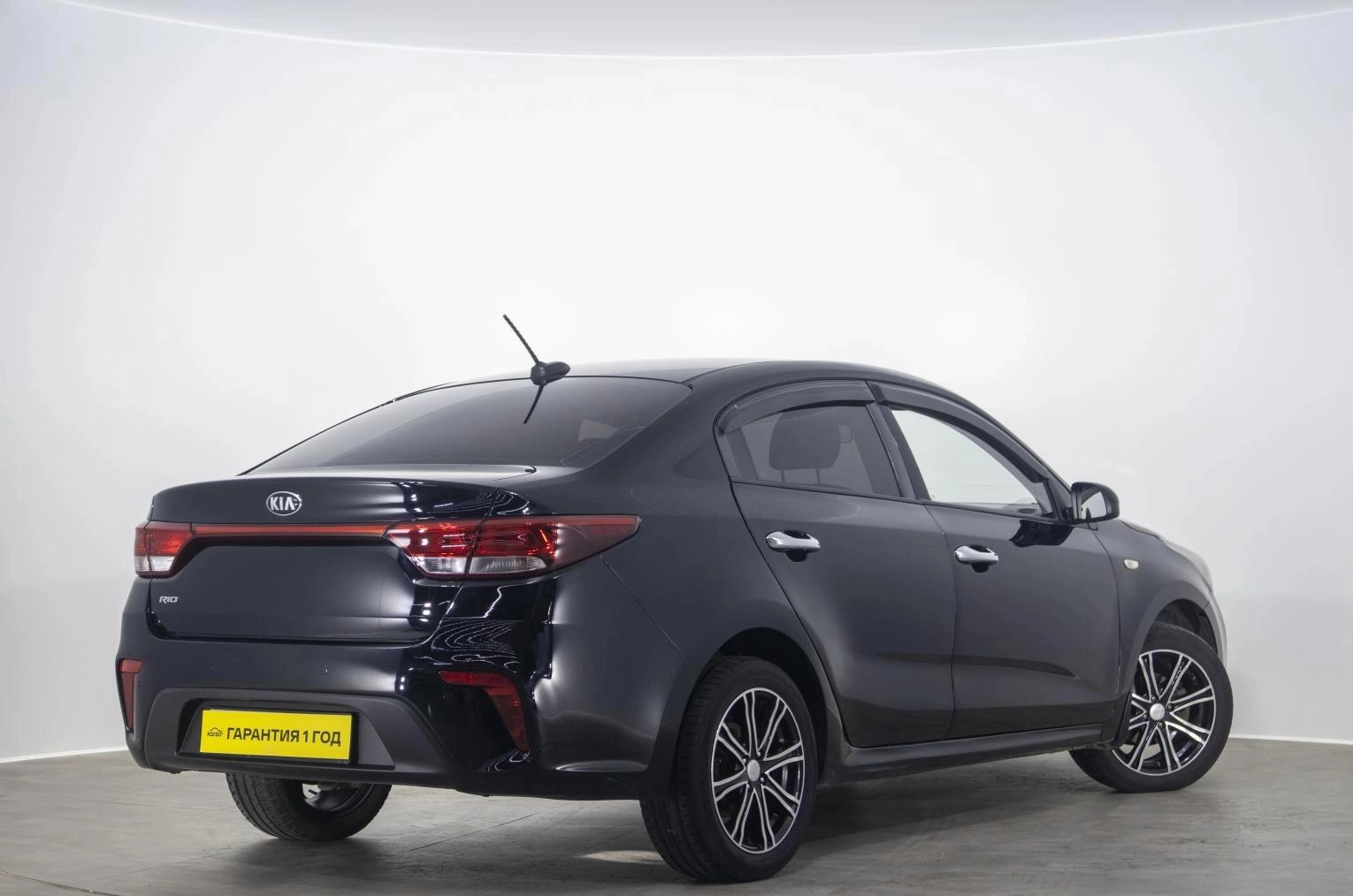 KIA Rio 6 из 35