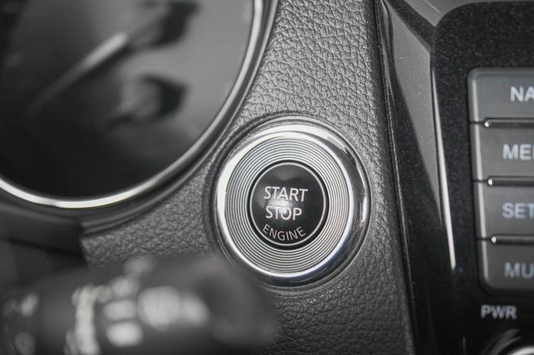 Nissan X-Trail 21 из 28