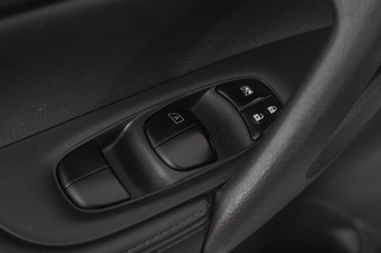 Nissan X-Trail 27 из 28